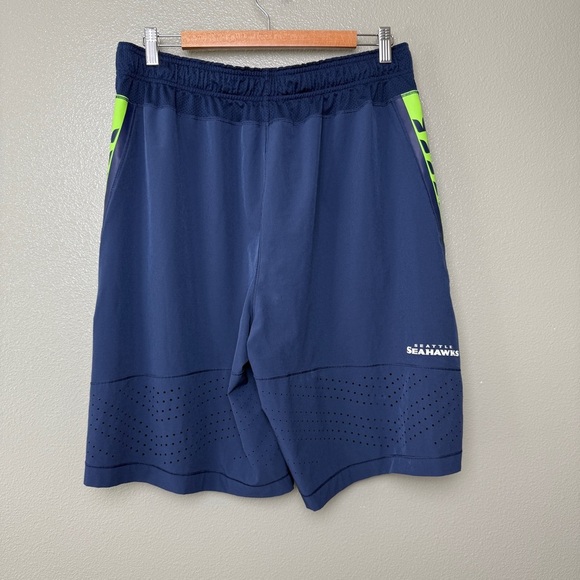 Nike Seattle Seahawks Team Issued NFL Practice Shorts- XL - Picture 4 of 6